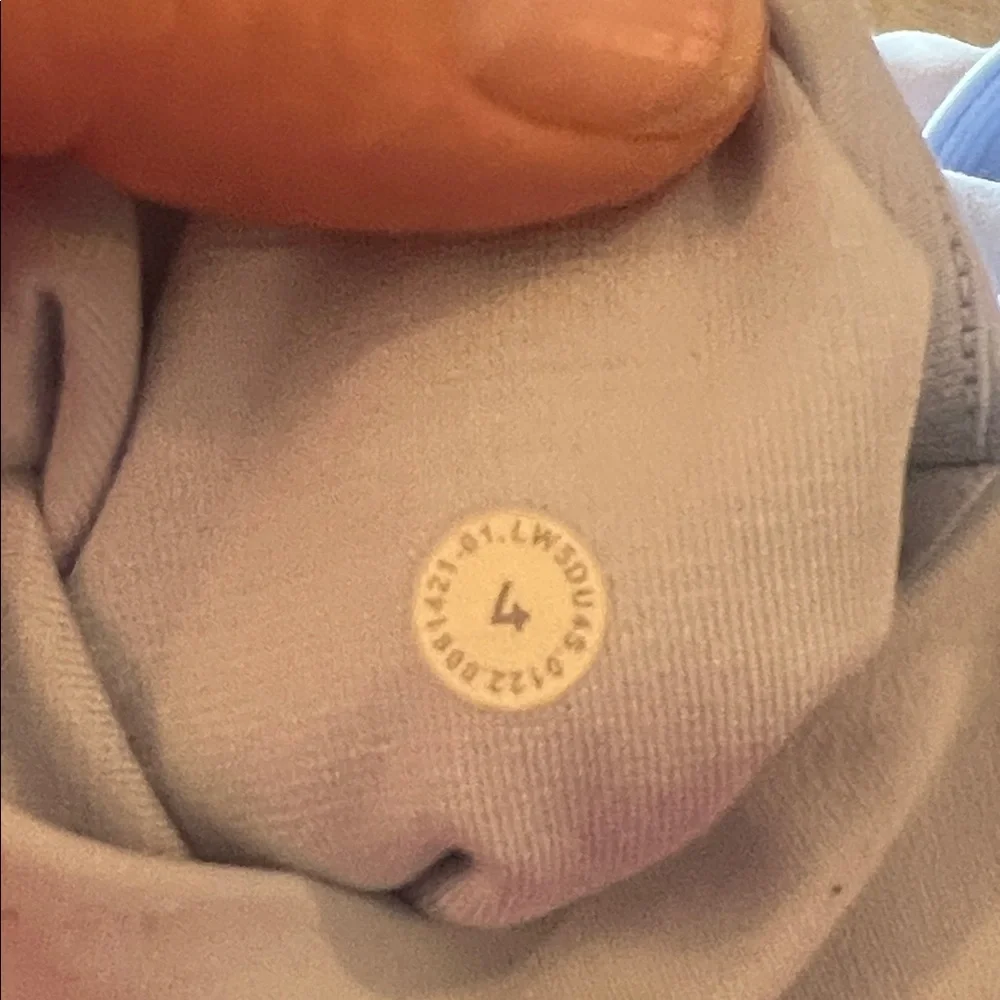 lululemon athletica stylish light